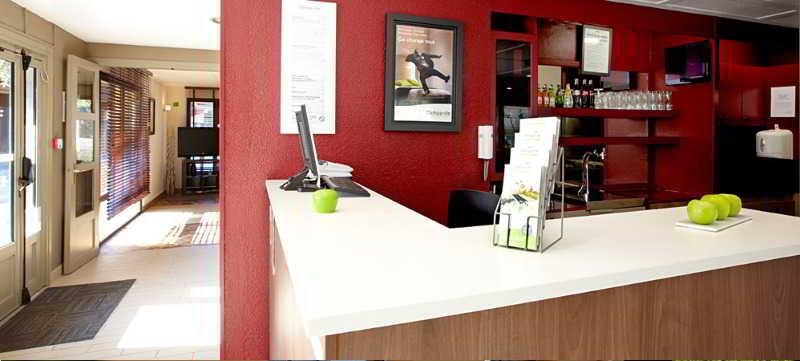 Kyriad Direct Marseille Ouest - Martigues Luaran gambar