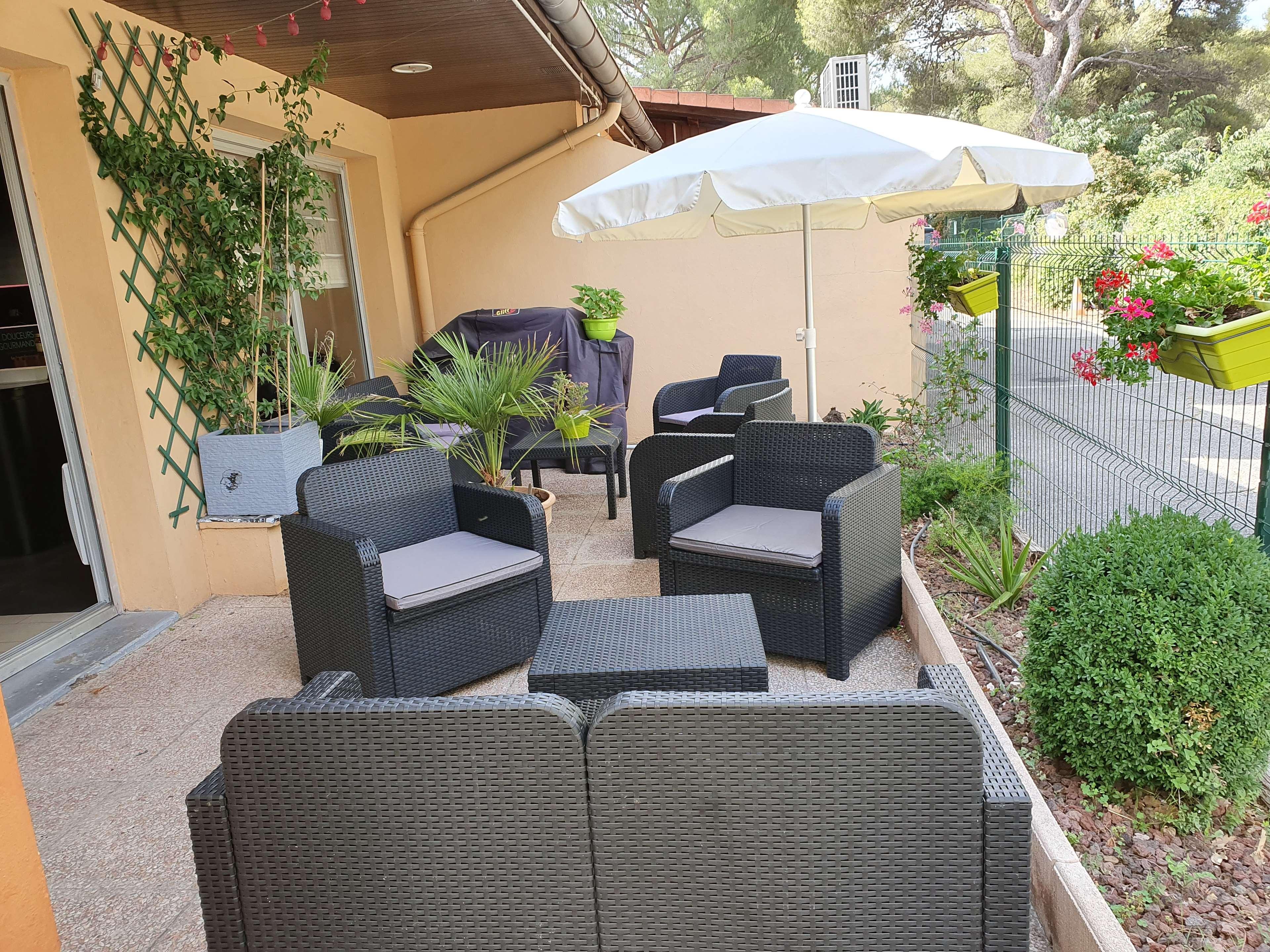 Kyriad Direct Marseille Ouest - Martigues Luaran gambar